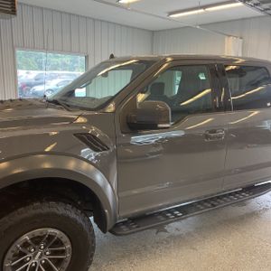 صورة 2 لـ 2020 FORD F-150 RAPTOR