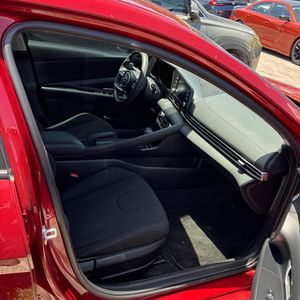 صورة مصغرة 30 لـ 2023 Hyundai ELANTRA SEL