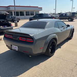 صورة 8 لـ 2019 Dodge CHALLENGER R/T SCAT PACK