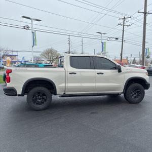 CHEVROLET SILVERADO 1500 ZR2 - 10