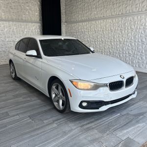 صورة 10 لـ 2017 BMW 3 SERIES 330I