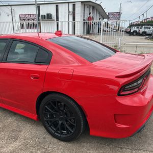 DODGE CHARGER SRT HELLCAT - 6