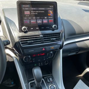 صورة مصغرة 37 لـ 2023 Mitsubishi ECLIPSE CROSS LE