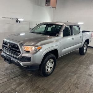 صورة 1 لـ 2016 Toyota TACOMA SR
