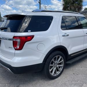 FORD EXPLORER LIMITED - 9