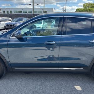 Mercedes-Benz GLA 250 - 4