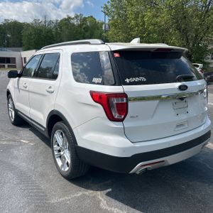 FORD EXPLORER XLT - 5