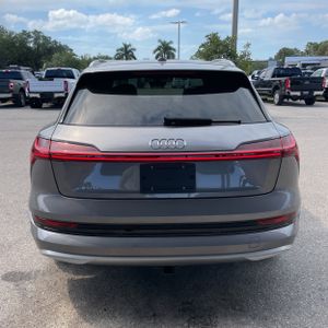 AUDI E-TRON QUATTRO PRESTIGE - 7