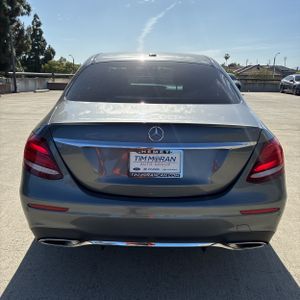 MERCEDES-BENZ E-CLASS - 7