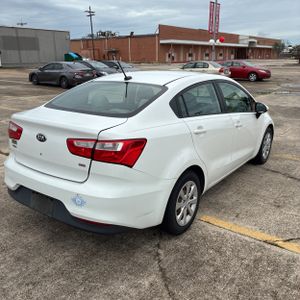 2016 KIA RIO LX — фото 8