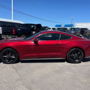 FORD MUSTANG ECOBOOST - 4