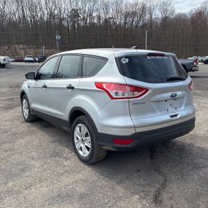 FORD ESCAPE S - 5