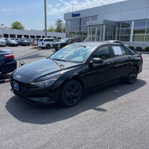 HYUNDAI ELANTRA SEL - 2