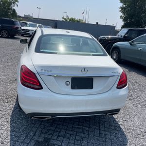 2015 Mercedes-BENZ C-CLASS photo 7