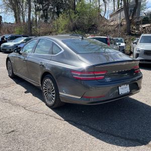 GENESIS ELECTRIFIED G80 BASE - 5