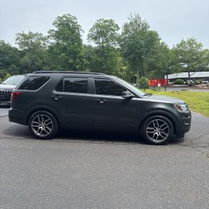 FORD EXPLORER SPORT - 10