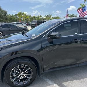 2022 Lexus NX 350 PREMIUM — фото 2