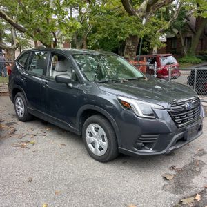 صورة 10 لـ 2023 Subaru FORESTER BASE