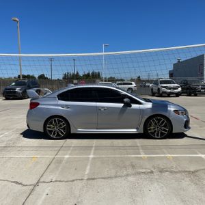 صورة 10 لـ 2020 Subaru WRX STI