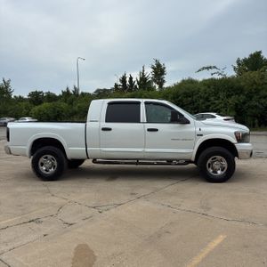2006 Dodge RAM 2500 SLT — фото 10