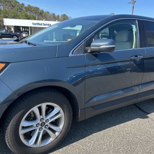 FORD EDGE SEL - 2