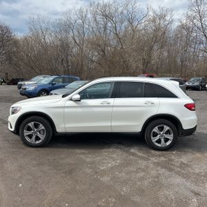 MERCEDES-BENZ GLC - 3