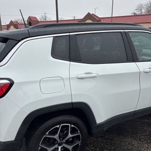 JEEP COMPASS LIMITED 4X4 - 9