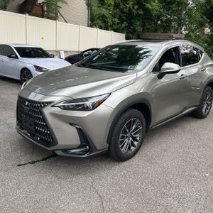 صورة 1 لـ 2023 Lexus NX 350 PREMIUM