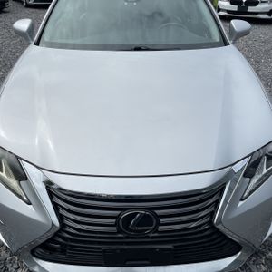 صورة مصغرة 15 لـ 2016 Lexus ES 350 BASE