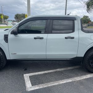 FORD MAVERICK XLT - 4