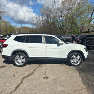 VOLKSWAGEN ATLAS SE - 10