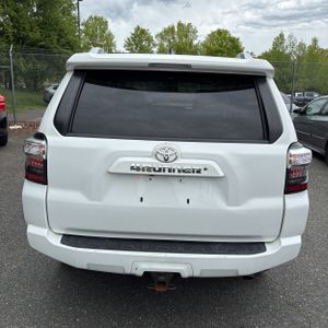 TOYOTA 4RUNNER - 6