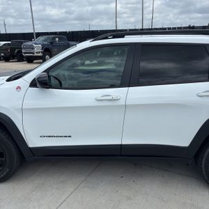 JEEP CHEROKEE TRAILHAWK - 3