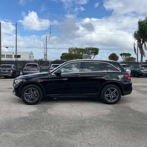 MERCEDES-BENZ GLC - 3