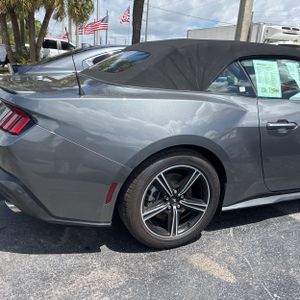 FORD MUSTANG ECOBOOST PREMIUM - 7