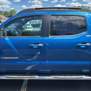 2018 Toyota TACOMA LIMITED — фото 4