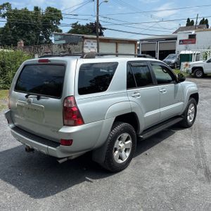 2004 Toyota 4RUNNER SR5 photo 8