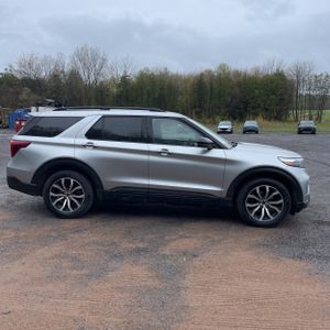 FORD EXPLORER ST - 10