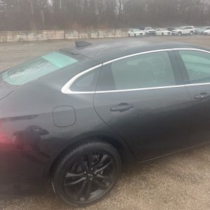 CHEVROLET MALIBU 1LT - 9
