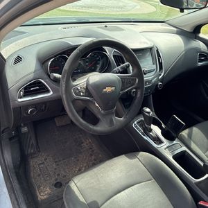 2017 Chevrolet CRUZE LT AUTO — миниатюра 36
