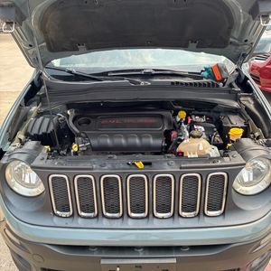 2017 JEEP RENEGADE LATITUDE 照片 43