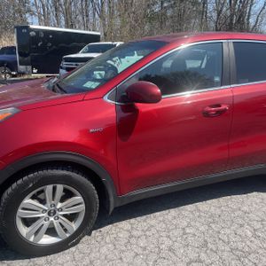 KIA SPORTAGE LX - 2