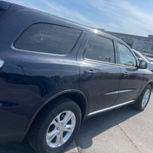 DODGE DURANGO SXT - 9