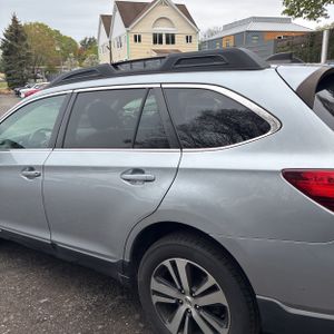 SUBARU OUTBACK 3.6R LIMITED - 6