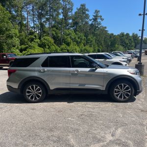 FORD EXPLORER ST-LINE - 10