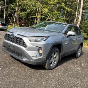 2019 Toyota RAV4 HYBRID XLE — фото 1