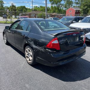 FORD FUSION SE - 4