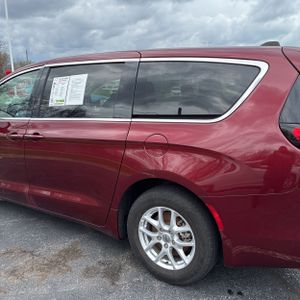 CHRYSLER VOYAGER LX - 6