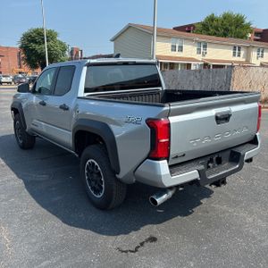 2025 Toyota TACOMA TRD OFF-ROAD 照片 5