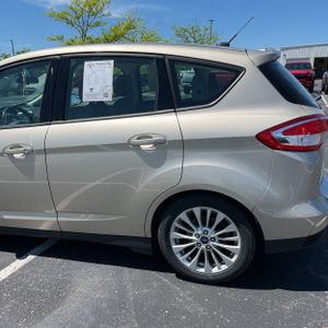 FORD C-MAX HYBRID SE - 6